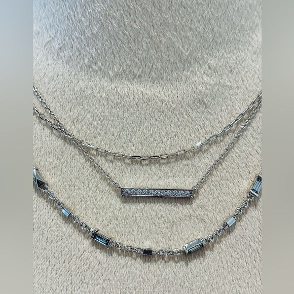 Kendra Scott Addison Triple Strand Necklace in Silver - Picture 5 of 6